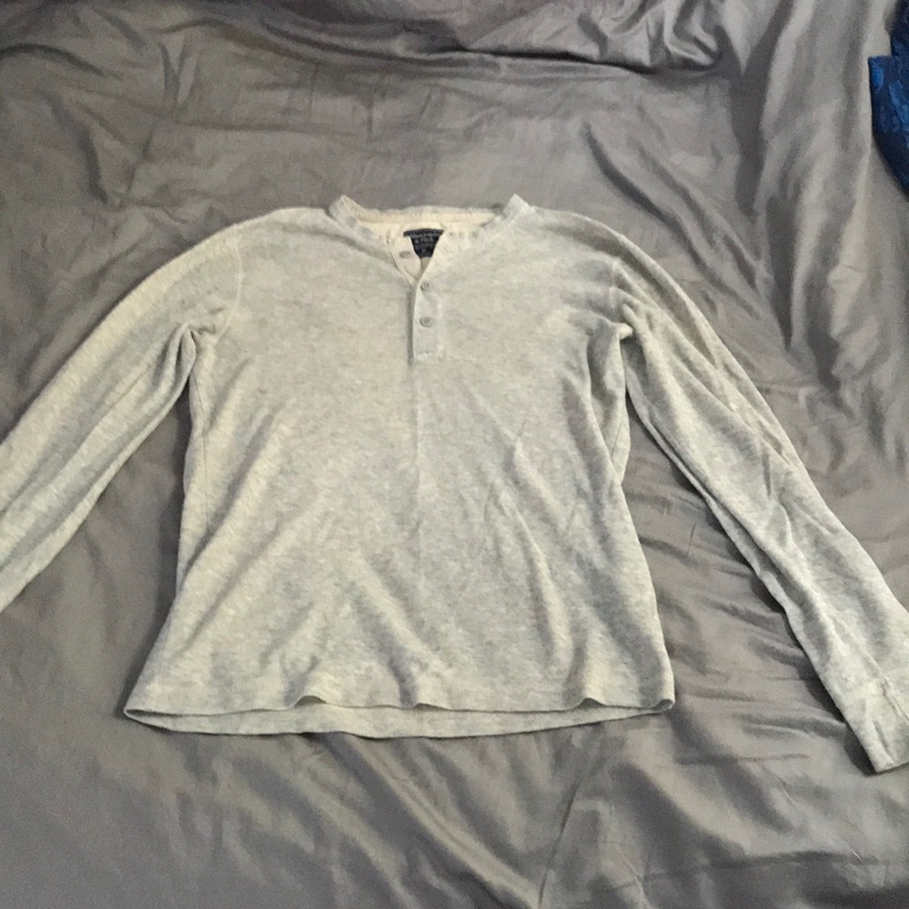 Abercrombie and Fitch gray button up shirt